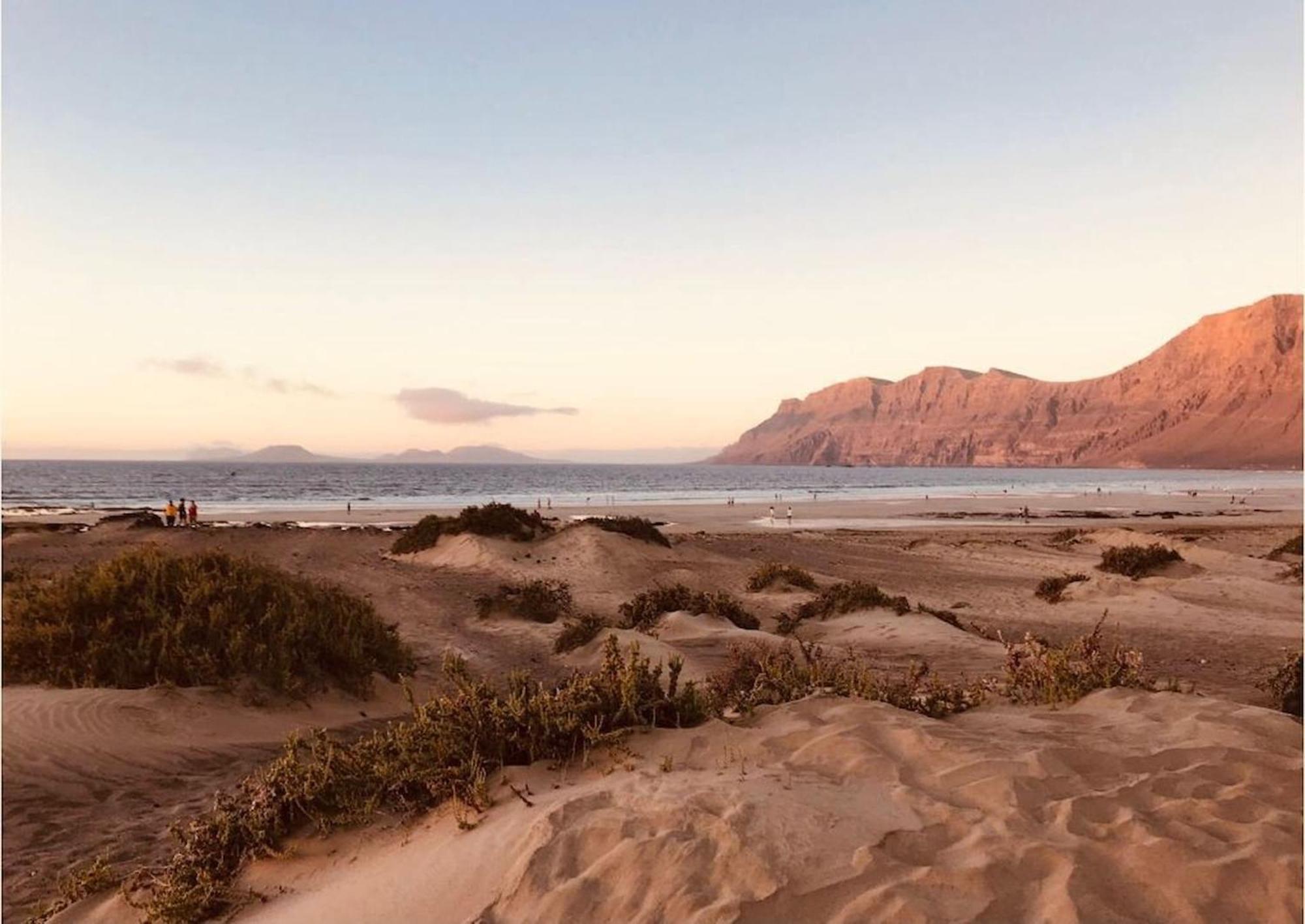 فندق Casa Bianca Caleta De فامارا المظهر الخارجي الصورة